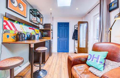 Westcliff-on-Sea Apartment | Pass the Keys Cosy Studio flat near hospital