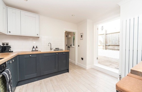 Blackheath House | Pass the Keys | Elegant & Modern 2 Bed Flat Near Greenwich Park
