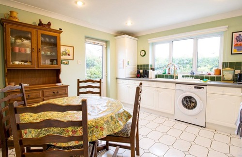 New Romney House | Pass the Keys | Hamilton House-Superb location!