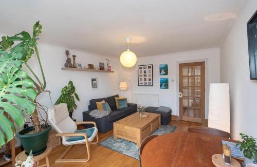 Hillrise Apartment | Pass the Keys Homely maisonette in Crouch hill North London