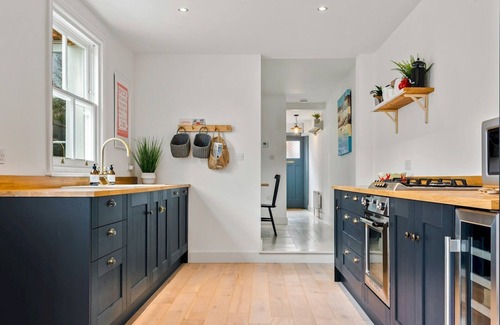 Whitstable House | Pass the Keys | Limewood Newly Renovated High End Home by the Sea