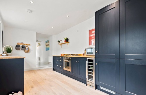 Whitstable House | Pass the Keys | Limewood Newly Renovated High End Home by the Sea