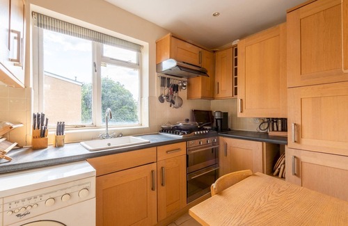 West Hampstead Apartment | Pass the Keys | Medley · Spacious 1bd, sleeps 4, great location W Hampstead