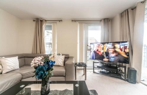 Whittington Apartment | Pass the Keys Modern 2Bedroom & 2Bathroom Apartment in Colindale - North London
