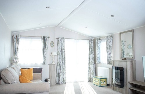 Minster on Sea House | Pass the Keys | Sheerness Holiday Caravan for 6