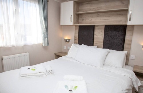 Minster on Sea House | Pass the Keys | Sheerness Holiday Caravan for 6