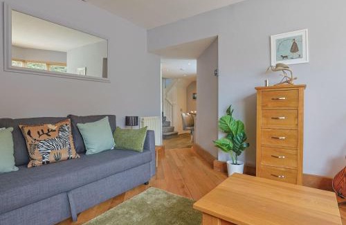 Bray on Thames House | Pass the Keys Spacious 1-bed Flat with Parking near River Thames