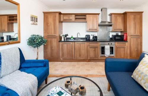 Lacey Green Apartment | Pass the Keys Walters Ash Hideaway Flat