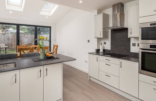 High Wycombe RV Rental | Pass the Keys | Wycombe and Handy Cross Townhouse