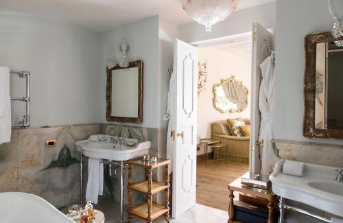 Moltrasio Hotel | Passalacqua