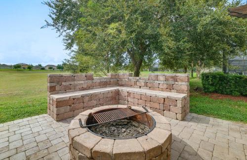 Marbella House | Patio and Fire Pit Spacious Davenport Family Home!