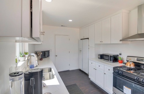 Lake View Terrace House | Patio & Yard: LA Area Home Near Hospitals