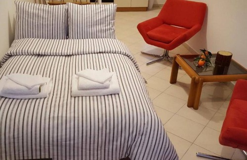 Paralia Apartment | Patras Palm Tree, ground detached house with all the household amenities.