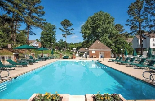Williamsburg House | Patriot's Place Resort 1 BR w/POOL