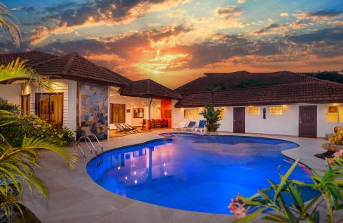 Nong Prue Villa | Pattaya Hill minutes from the beach and City Pattaya