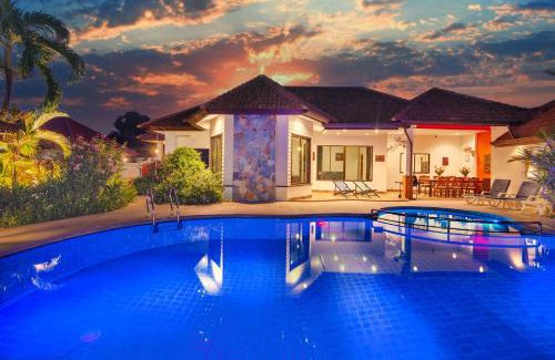 Nong Prue Villa | Pattaya Hill minutes from the beach and City Pattaya