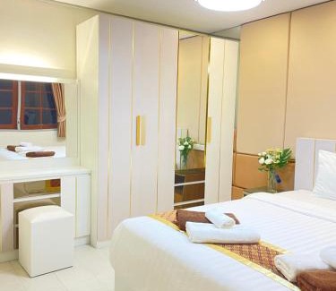 Jomtien Villa | Pattaya Pool Villa39A 300 mater to beach gate exit