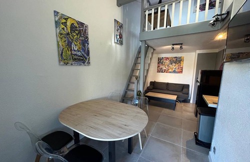 Valras-Plage Apartment | Pavilion Swimming Pool Private Parking