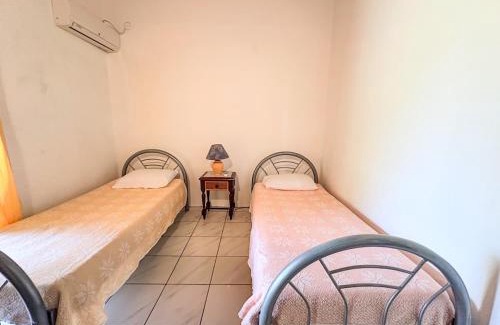 Massioux House | Pavillon Cosy 3 Chambre en Guadeloupe