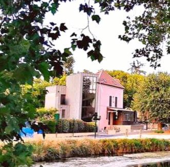 Nemours Hotel | Pavillon Hugo - Maison Etape