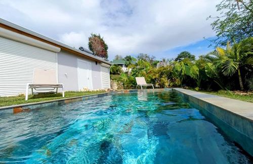 Grand-Bourg House | Pavillon Kanowa