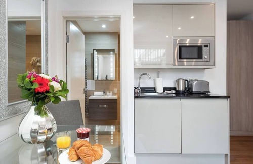 Notting Dale Apartment | PBC | Modern Studio Apartment in Bayswater - LS3