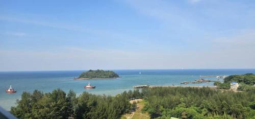 Kampung Bahasa Kapor Apartment | PD Dwharf The Bay Oceanview Suite