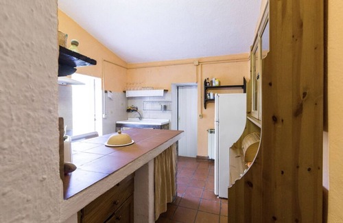 Castelnuovo di Val di Cecina House | Peaceful cottage in Tuscany with private pool