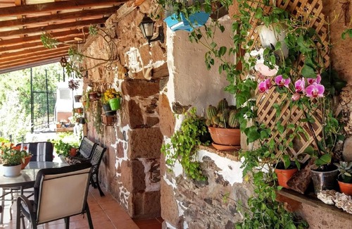 Aguimes Cottage | Peace and tranquility on the Mountain with sea views