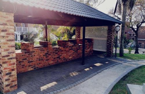 Margate House | Peace Cottages Uvongo.