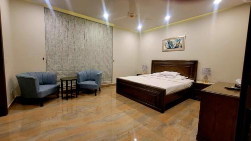 F-8 Sector Bed & Breakfast | Peace Guest House