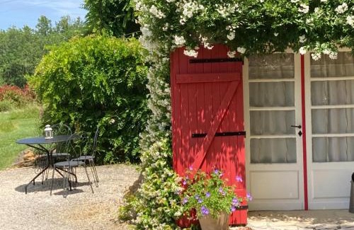 Baneuil House | Peace In France boutique Gite