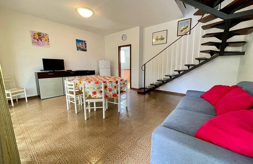 Porto Santa Margherita Apartment | Peaceful house with pool and terrace