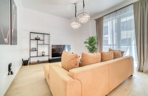 Dubai Apartment | Peaceful 1BR at La Cote 4, Jumeirah 1 by Deluxe Holiday Homes