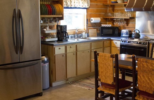 Riverside Cabin | Peaceful 2-Bedroom Cabin at Buffalo Point | Firepit, Deck & Nature