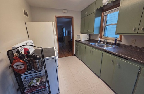 Mankato Apartment | Peaceful 2BR Pad – Quiet, Comfy, Convenient