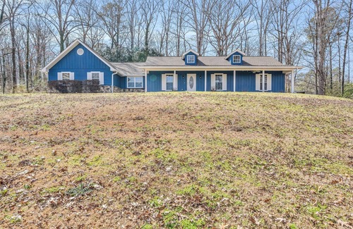 Columbus House | Peaceful 4-bedroom house in charming Columbus