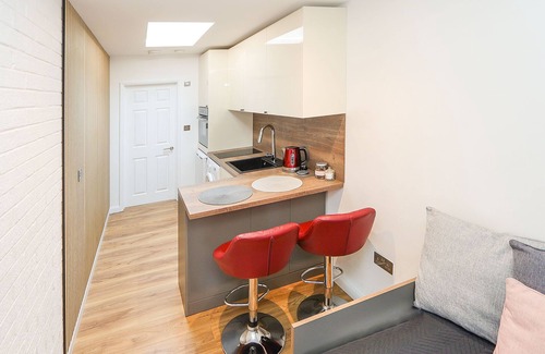 St. Michael's Apartment | Peaceful and Novel Place to Stay