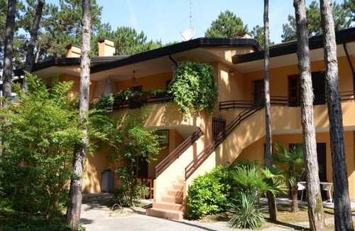 Bibione Lido del Sole Villa | Peaceful and quiet retreat in a central location near the sea