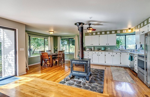 West Hills Other | Peaceful Bayside Farmhouse Retreat on Hood Canal