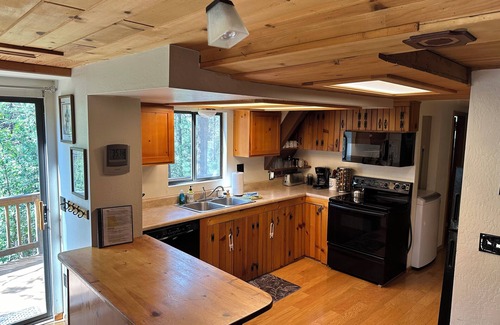 Munds Park Cabin | Peaceful Cabin on Munds Canyon with Open Forest from the Decks
