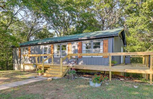 Cassville House | Peaceful Cassville Vacation Rental - Hike and Fish!