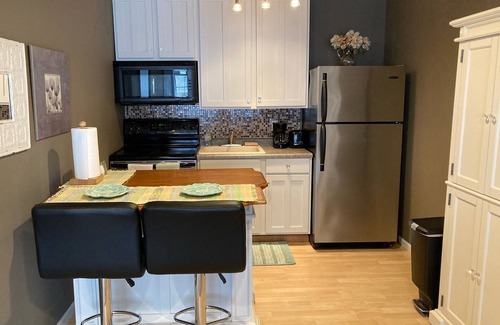 Alma Condo | Peaceful Condo in Wabasha with Beautiful River Bluff Views (Upper Unit)