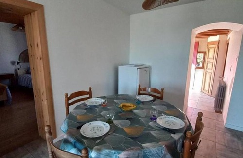 Saint-Leon Cottage | Peaceful cottage near the canal, perfect for hiking and fishing