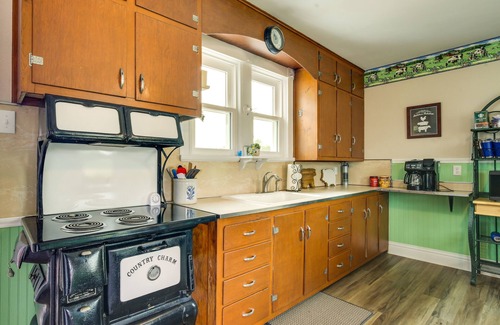 Washington House | Peaceful Country Home in Serene Setting with Yard