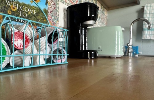 Kingsbury Cabin | Peaceful Couples Country Getaway with Pool and Hot Tub