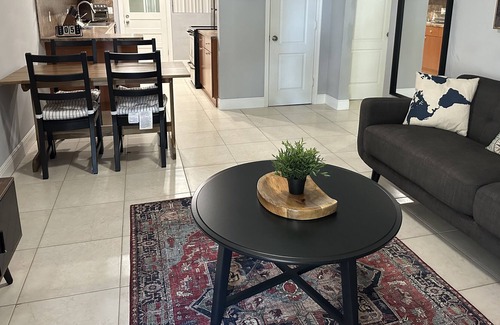 Palm Beach - West Palm Beach Villa | Peaceful & Cozy Home Near Everything