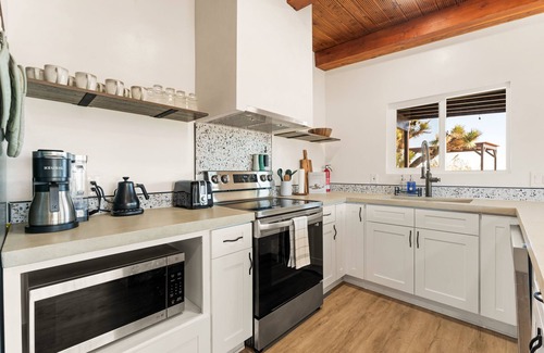 Yucca Valley House | Peaceful Desert View, In-Ground Salt Water Pool, Fire Pit