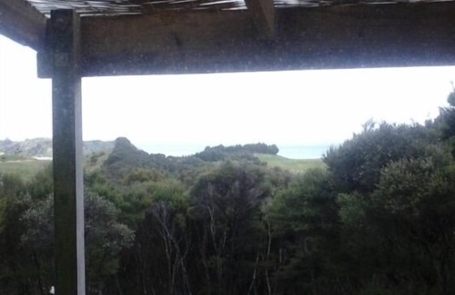 Doubtless Bay House | Peaceful Environment with ocean views