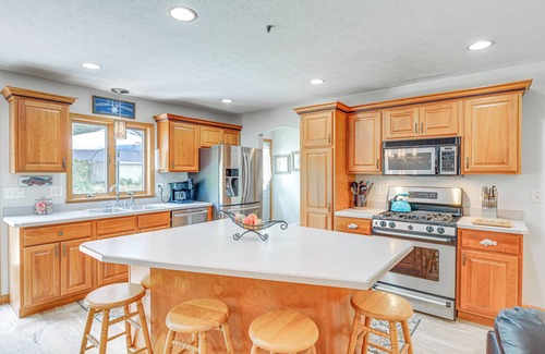 Seneca Falls House | Peaceful Family Home Near Cayuga Lake State Park